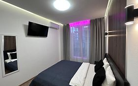Rybalsky Studio Apartment Dnipro View